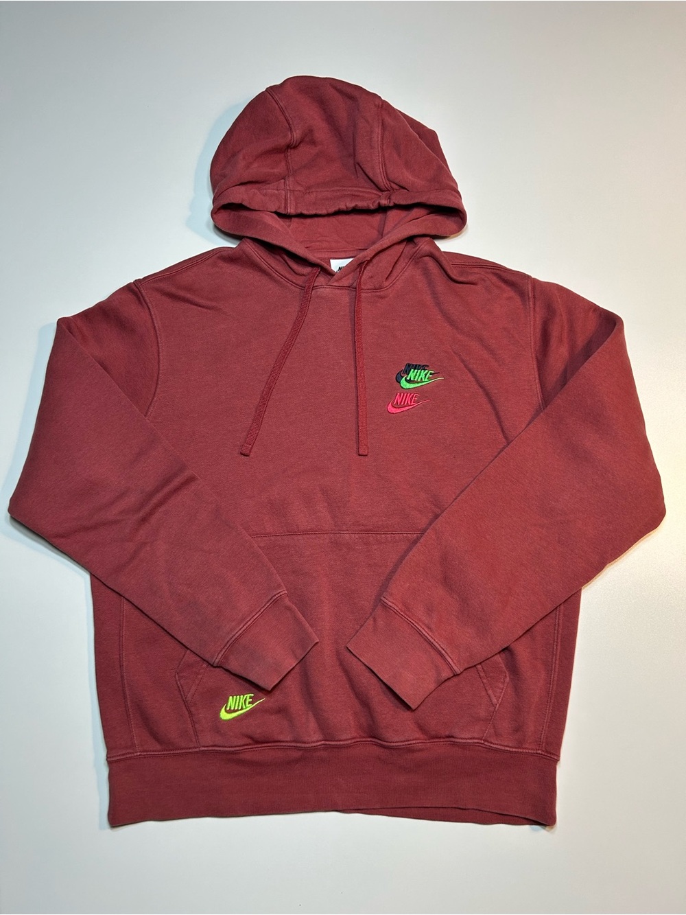 Nike Sportswear Sport Essentials+ Multi Swoosh Pullover Hoodie Maroon